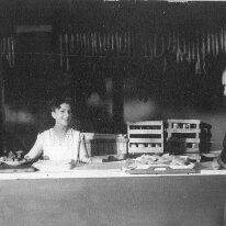 1951f-Festa_U 1951-Bruno Corticelli e la moglie Loredana alla festa Nazionale dell'Unita'.