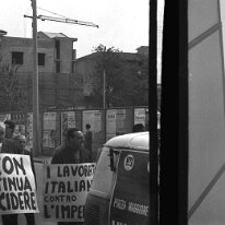 1969-1-SD (3) 1970: Quartiere S.Donato Manifestazione per la pace e contro la Nato ( a sx Milli )