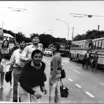 1969-FGCI (11) 1969: Livorno : Festa Nazionale dell'unita' ai pullman ( Lorena Gottardi, Mauro Nanni, Loris Caneti, Tiziano Loreti, Beloianna)