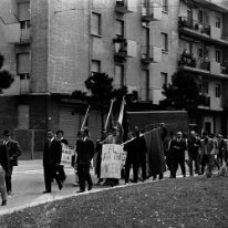 1969-2-SD (6) 1970: Quartiere S.Donato Manifestazione per la pace e contro la Nato