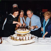 06-Taglio Si taglia la torta del cinquantesimo