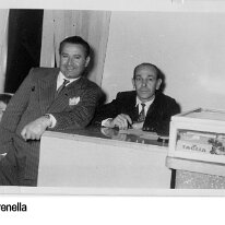 1958-Bar-Sir 1958 - Guido Ortolani alla cassa del Bar della Sala Sirenella